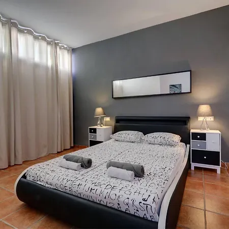 011 Bright And Spacious With Private Pool فيلة بينالماذينا