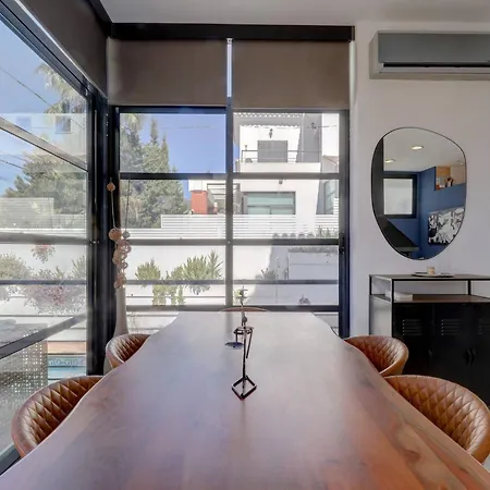 فيلة 011 Bright And Spacious With Private Pool